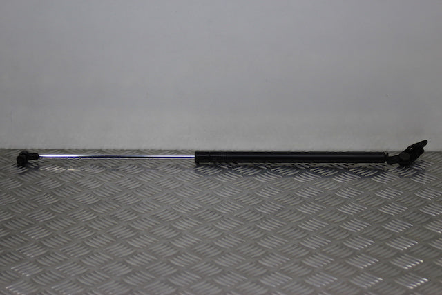 Toyota Starlet Tailgate Support Strut Drivers Side 