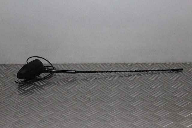Kia Ceed Aerial with Socket (2008)