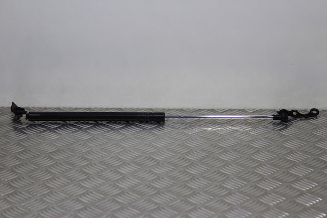 Toyota Yaris Tailgate Support Strut Passengers Side 