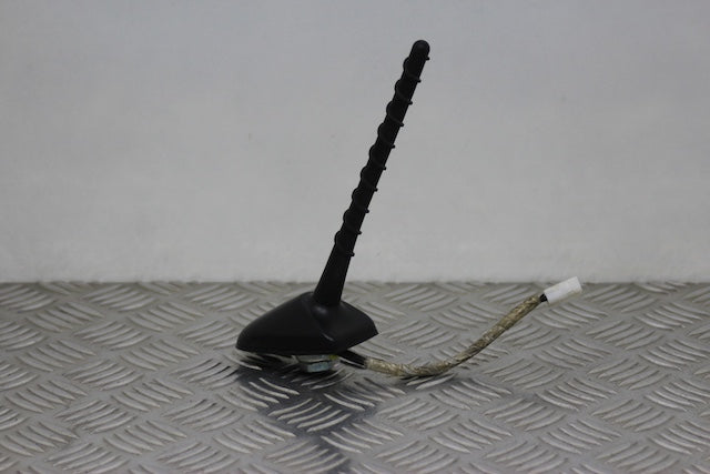 Toyota Prius Aerial with Socket (2010)