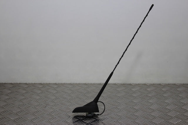 Citroen C4 Aerial with Socket (2011)