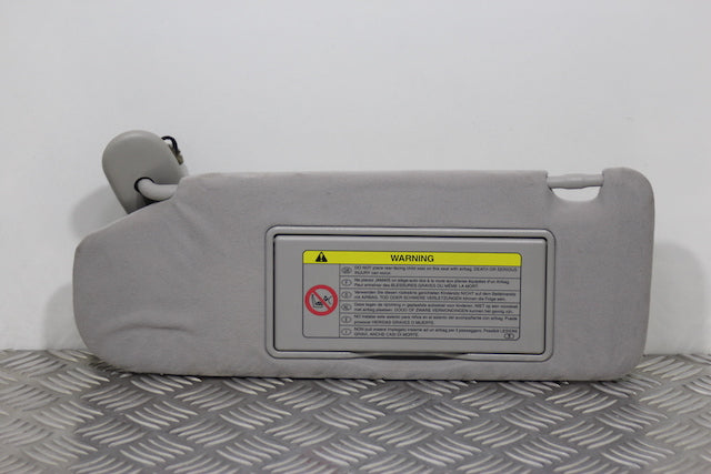 Toyota Avensis Sun Visor Passengers Side 