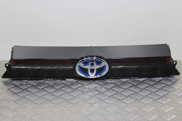 Toyota Yaris Tailgate Boot Handle