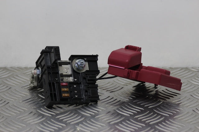 Toyota Yaris Battery Fuse Board