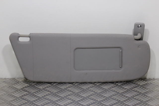 Opel Meriva Sun Visor Drivers Side 