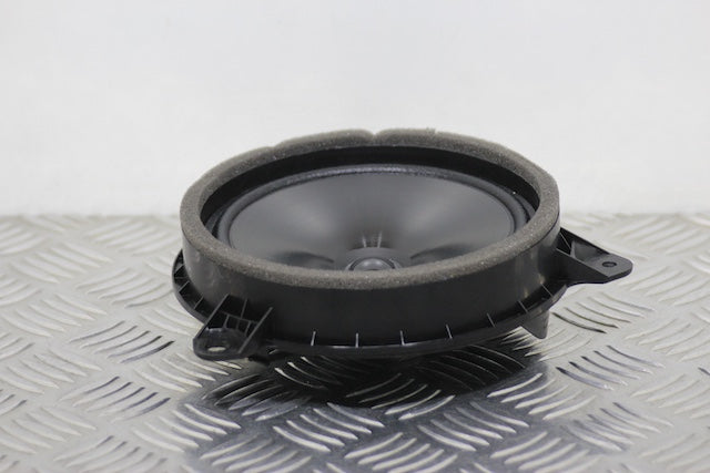Toyota Yaris Door Speaker Front Passengers Side