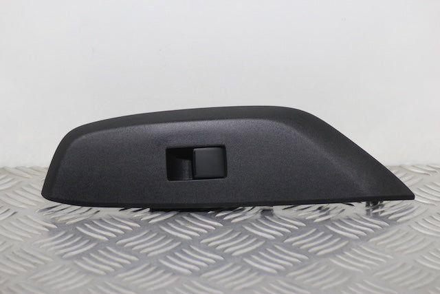 Toyota Yaris Window Switch Front Passengers Side