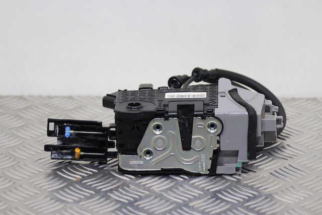 Hyundai Tucson Door Lock Mechanism Front Passengers Side 