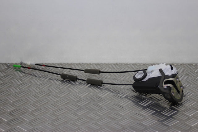 Toyota Yaris Door Lock Mechanism Rear Passengers Side