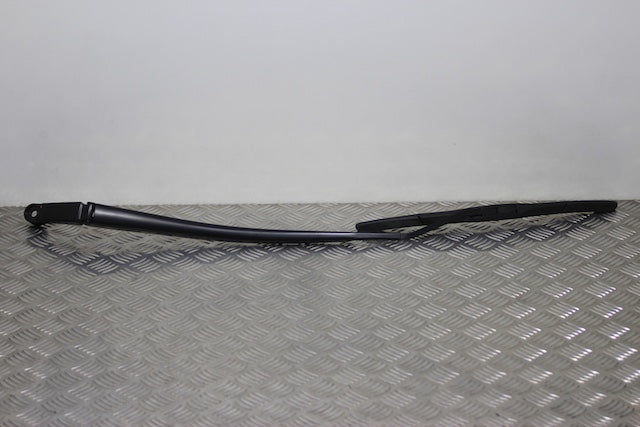 Toyota Yaris Wiper Front Passengers Side