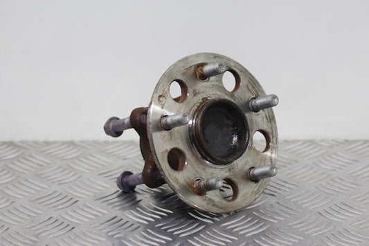Toyota Yaris Hub with Bearing Rear Passengers Side