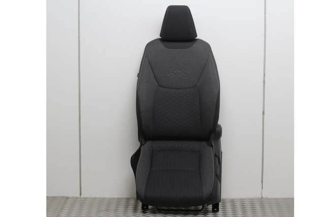Toyota Yaris Cross Seat Front Passengers Side (2024)