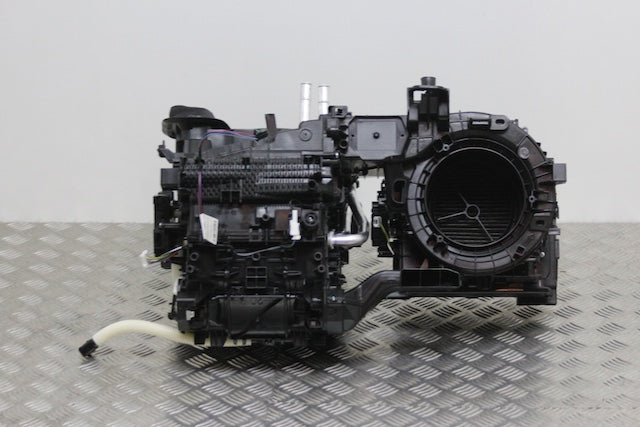 Toyota Yaris Heater Box complete with Matrix