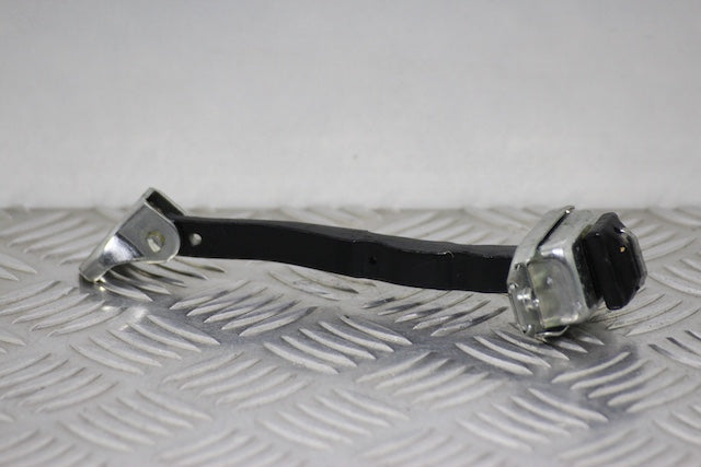 Nissan Juke Door Check Strap Front Passengers Side