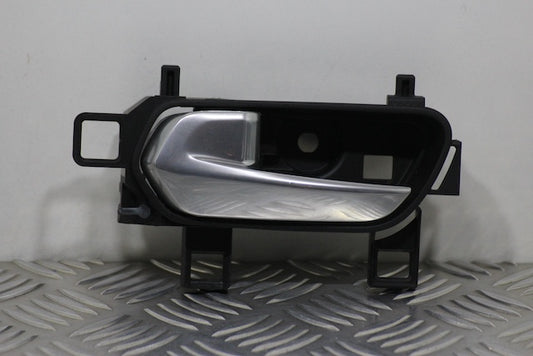 Nissan Juke Door Handle Inner Front Passengers Side