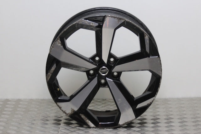 Nissan Juke Wheel Front Drivers Side