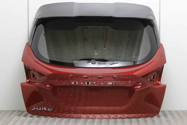 Nissan Juke Tailgate with Glass