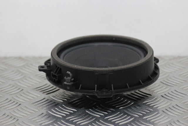 Hyundai i20 Door Speaker Front Passengers Side (2023) - Part photo