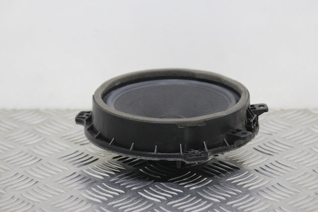 Hyundai i20 Door Speaker Front Drivers Side (2023) - Part photo