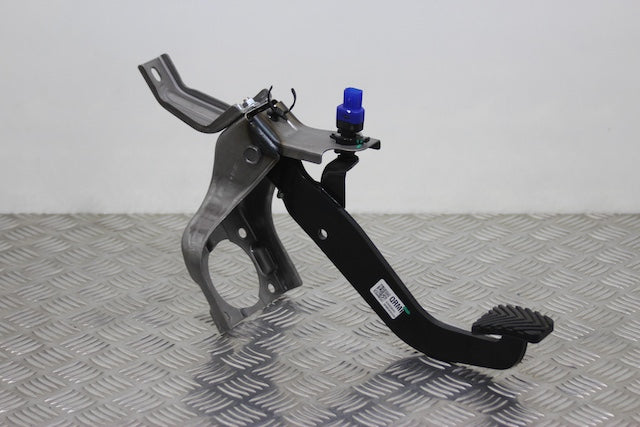 Hyundai i20 Brake Pedal (2023) - Part photo
