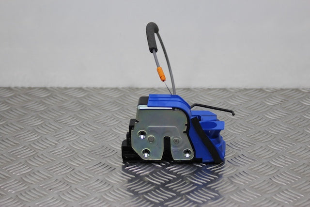 Hyundai i20 Door Lock Mechanism Front Passengers Side (2023) - Part photo
