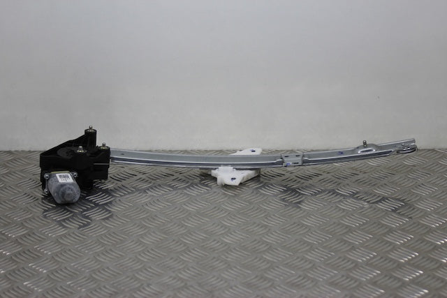 Hyundai i20 Window Regulator Front Passengers Side (2023) - Part photo