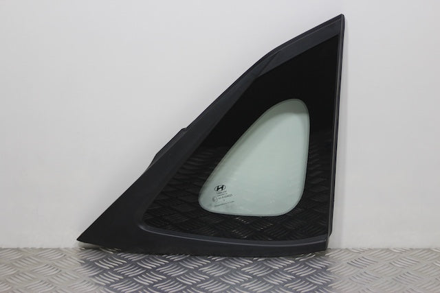 Hyundai i20 Quarter Panel Window Glass Rear Drivers Side (2023) - Part photo