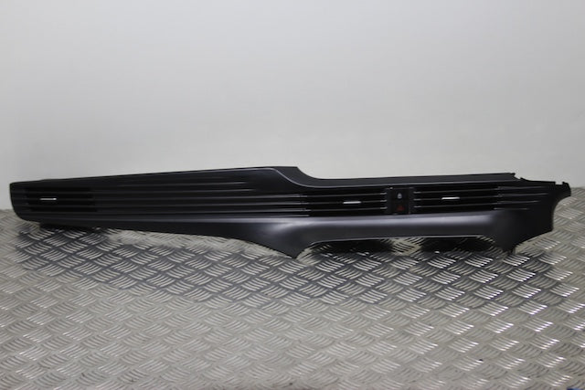 Hyundai i20 Dashboard Airvent Center (2023) - Part photo