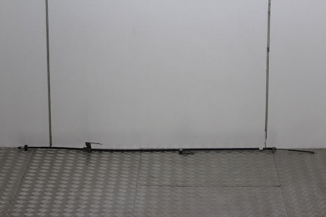 Hyundai i20 Handbrake Cable R
