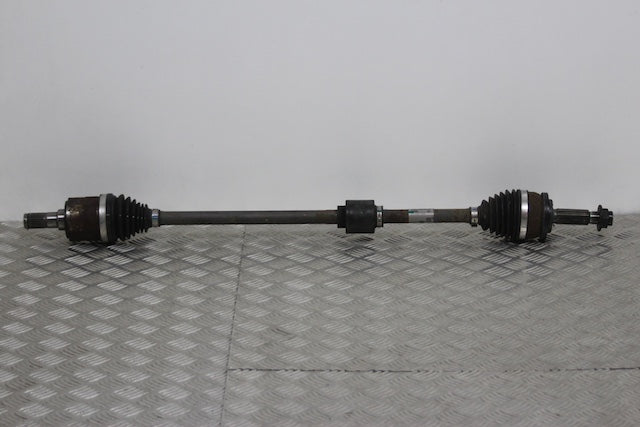 Hyundai i20 Drive Shaft Front Drivers Side (2023) - Part photo