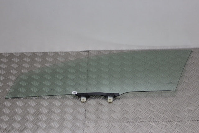 Hyundai i20 Door Window Glass Front Passengers Side (2023) - Part photo