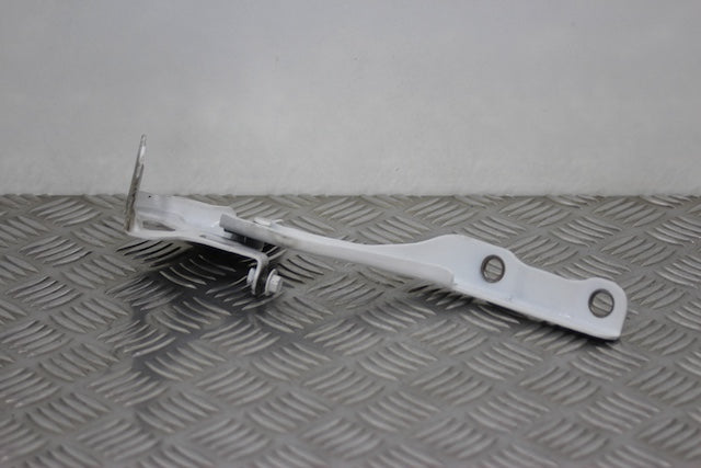 Hyundai i20 Bonnet Hinge Passengers Side