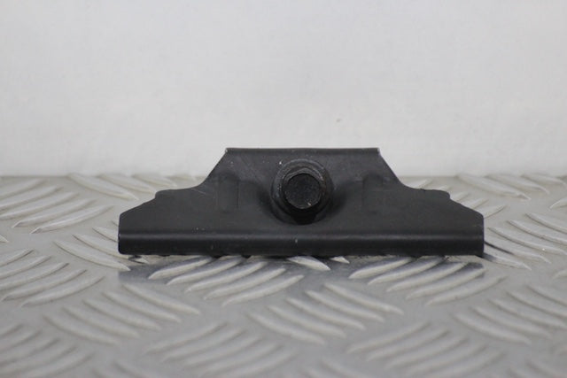 Hyundai i20 Battery Clamp (2023) - Part photo