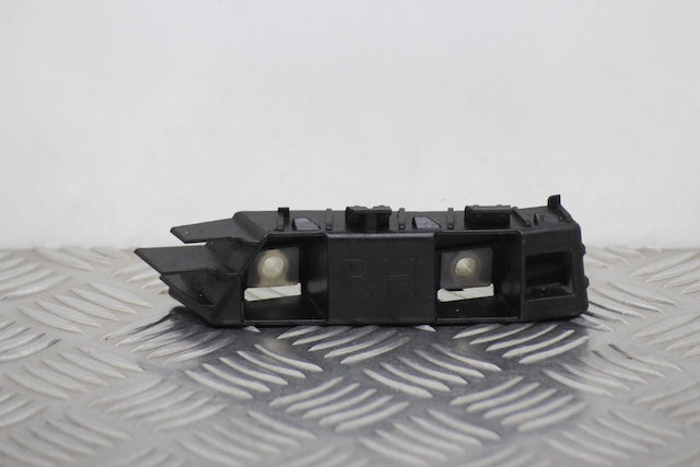 Hyundai i20 Bumper Support Bracket Drivers Side (2023) - Part photo