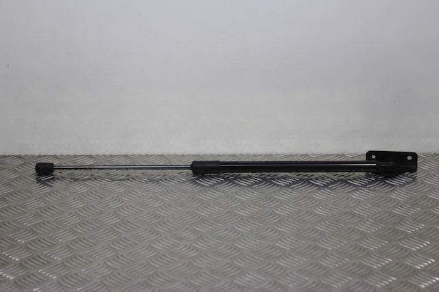 Kia Sportage Tailgate Strut Passengers Side (2022)