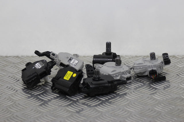 Kia Sportage Miscellaneous Interior Parts (2022)