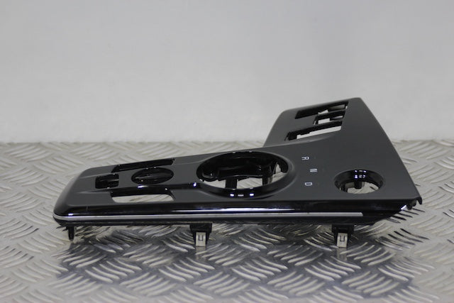 Kia Sportage Gear Stick Surround (2022)