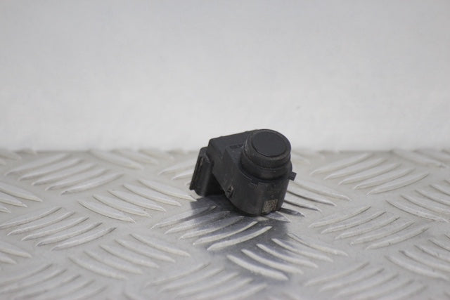 Kia Sportage Parking Sensor Rear Centre Drivers Side (2022)