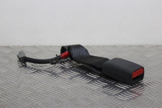 Kia Sportage Seat Belt Buckle Lock Centre Rear (2022)