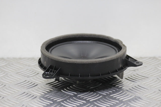 Toyota Yaris Door Speaker Rear Drivers Side