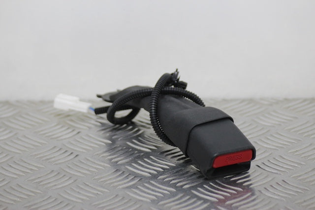 Toyota Yaris Seat Belt Buckle Lock Front Drivers Side