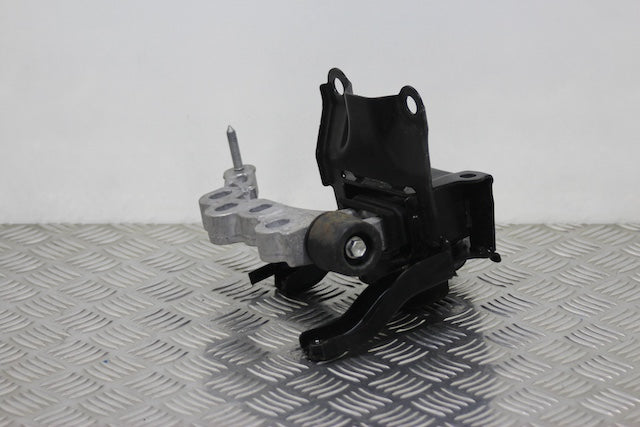 Toyota Yaris Gearbox Mounting