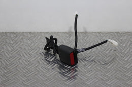 Toyota Yaris Seat Belt Buckle Lock Front Passengers Side