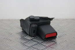 Toyota Yaris Seat Belt Buckle Lock Rear Drivers Side