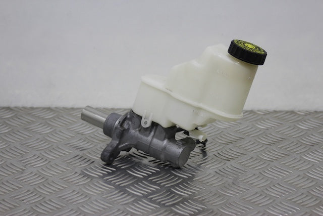Toyota Yaris Brake Master Cylinder