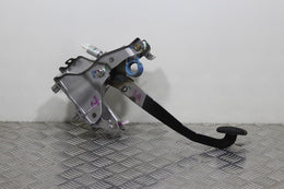 Toyota Yaris Clutch Pedal