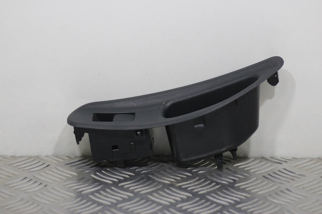Toyota Yaris Window Switch Rear Drivers Side