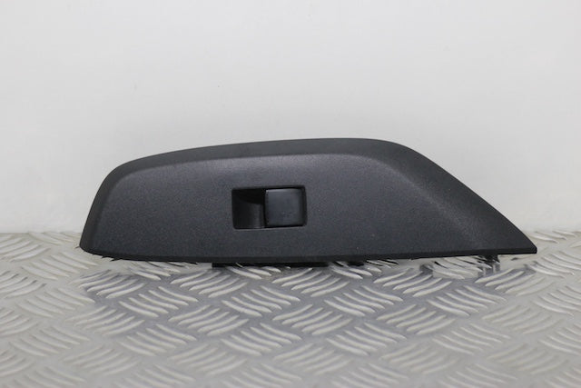 Toyota Yaris Window Switch Front Passengers Side