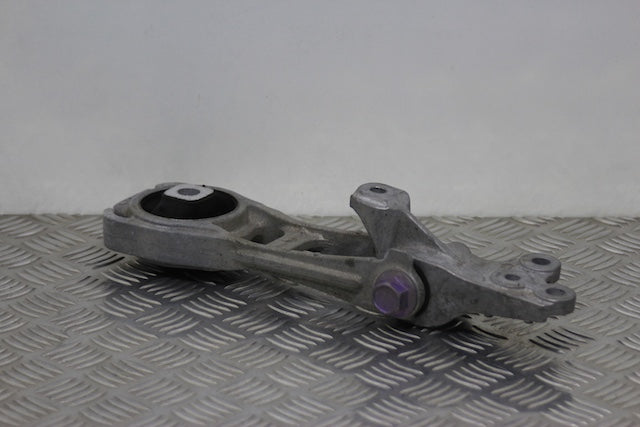 Toyota Yaris Engine Mounting Rear