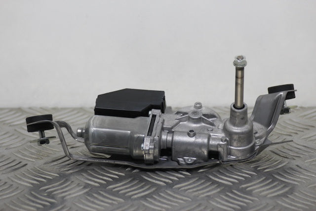 Toyota Yaris Wiper Motor Rear (2024) genuine OEM used part - CarBreakers.ie